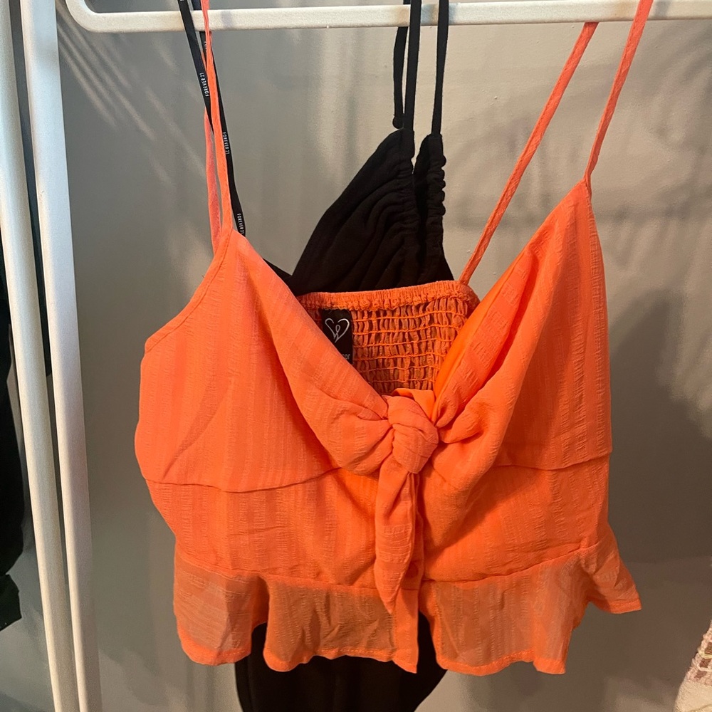 Windsor crop tank